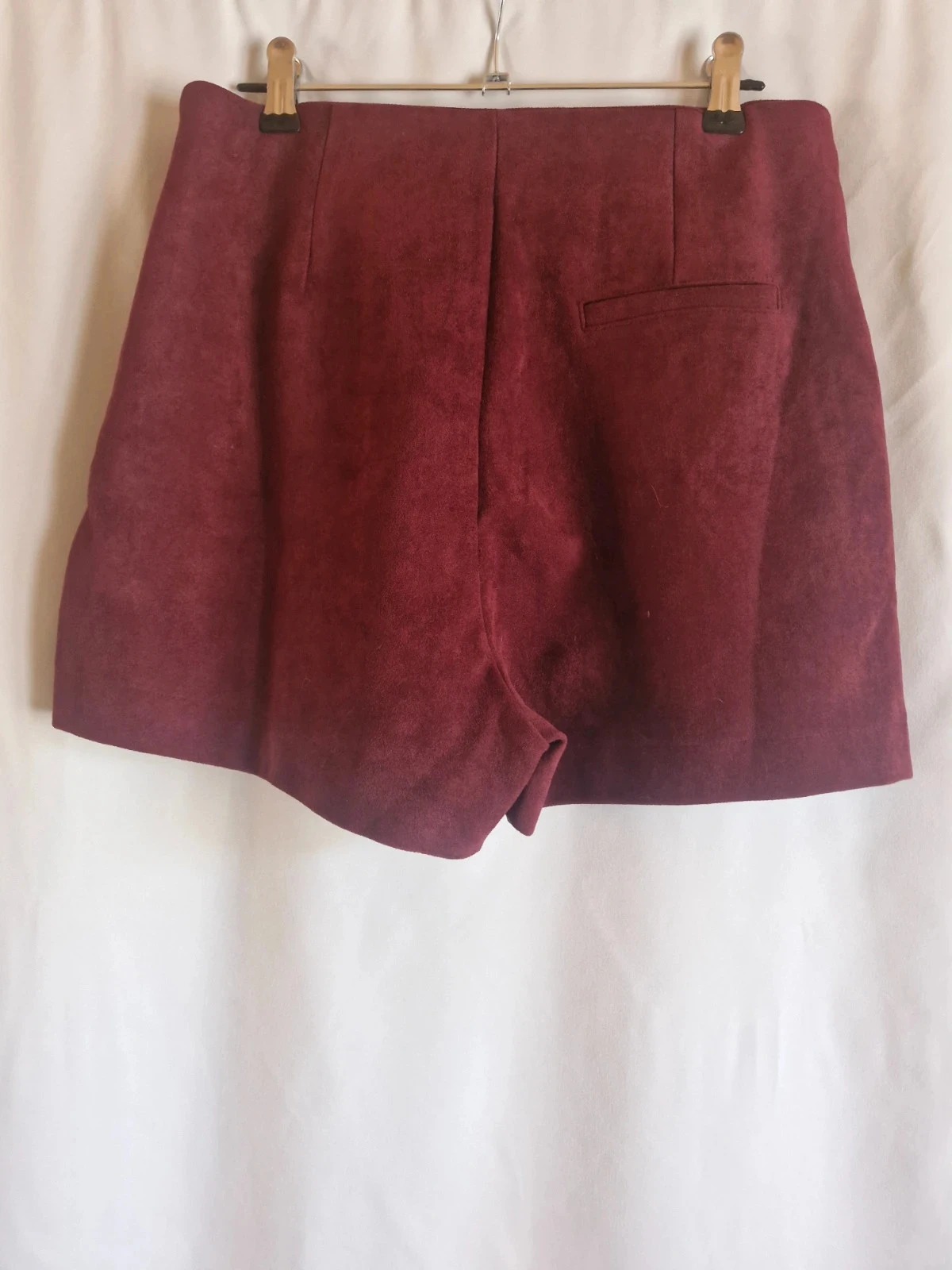 Falda corta efecto ante granate talla S – elegante y de moda – photo 3